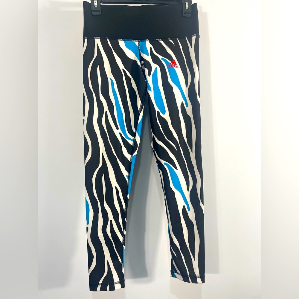 Women’s Adidas Climate Compression animal print leggings, Small, Black, White